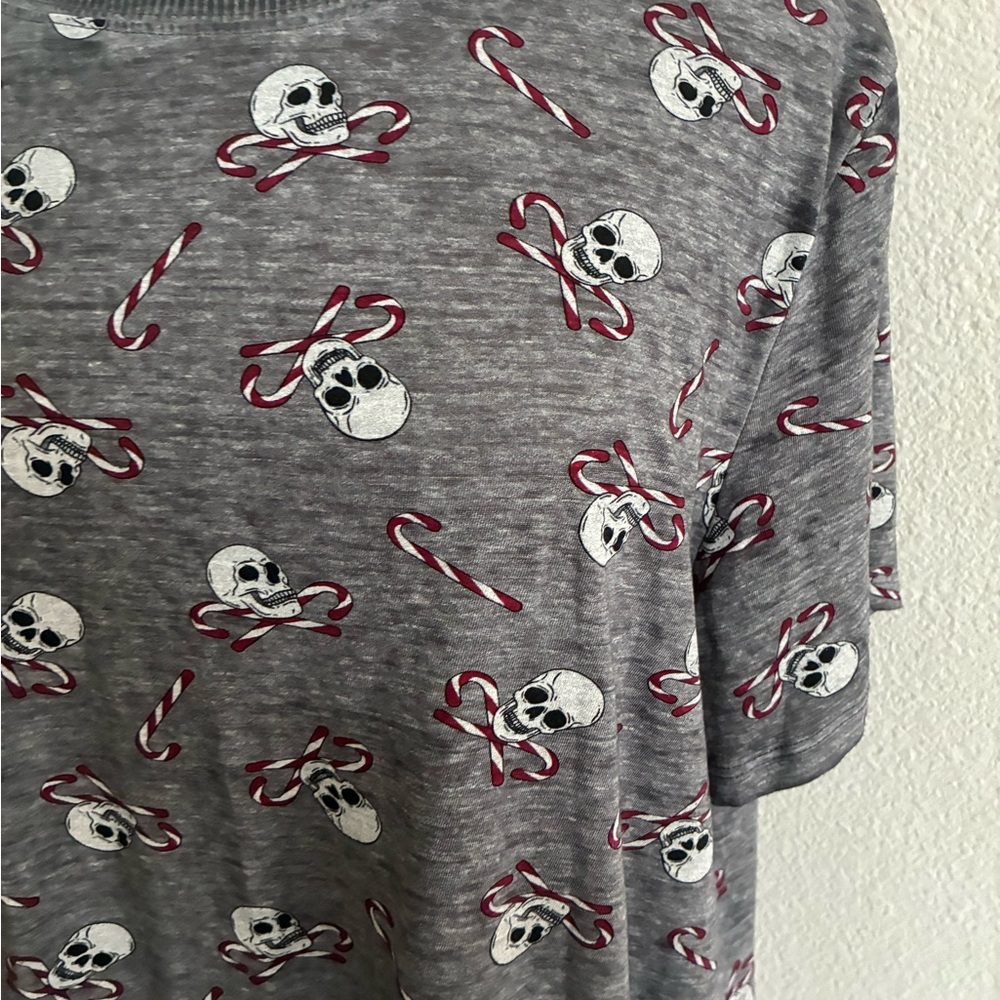 Torrid candy cane skulls tee - Picture 2 of 5